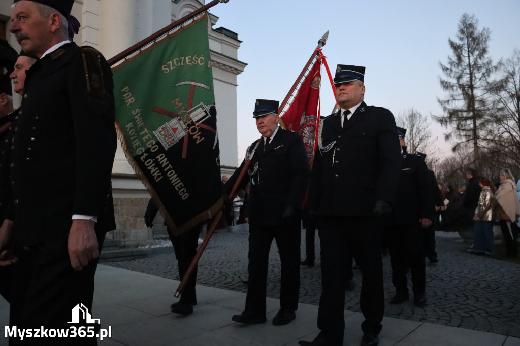 Fotorelacja I: Msza Rezurekcyjna w Koziegłówkach - Wielkanoc 2026!