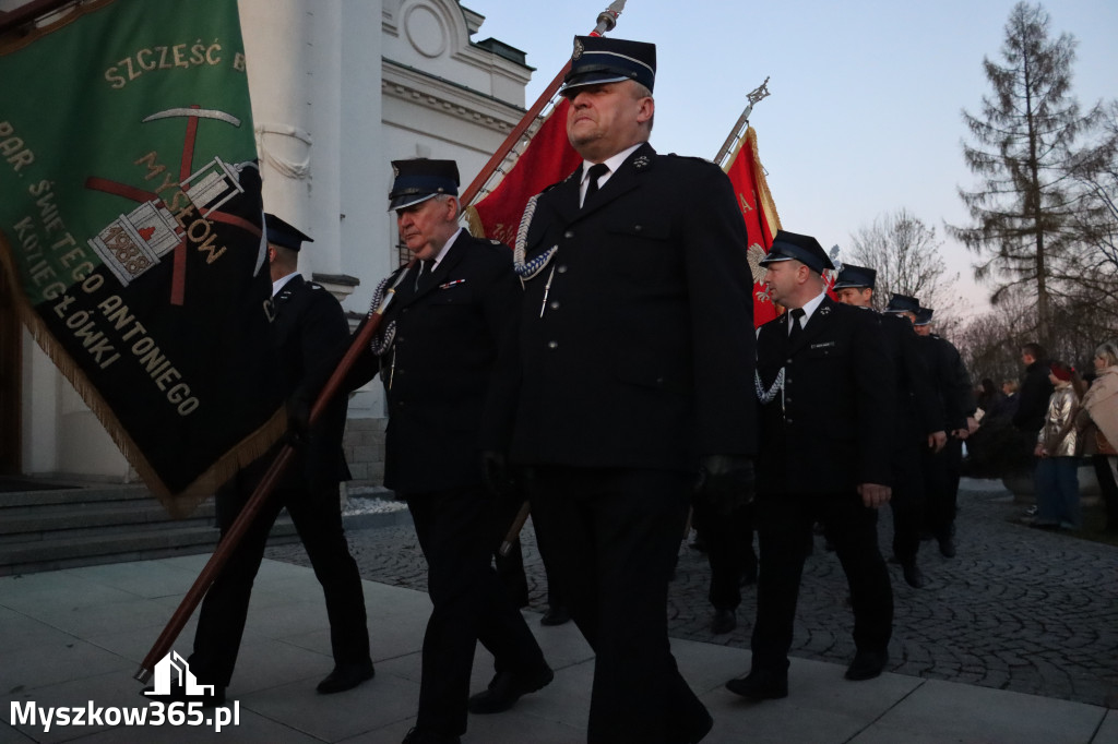 Fotorelacja I: Msza Rezurekcyjna w Koziegłówkach - Wielkanoc 2026!