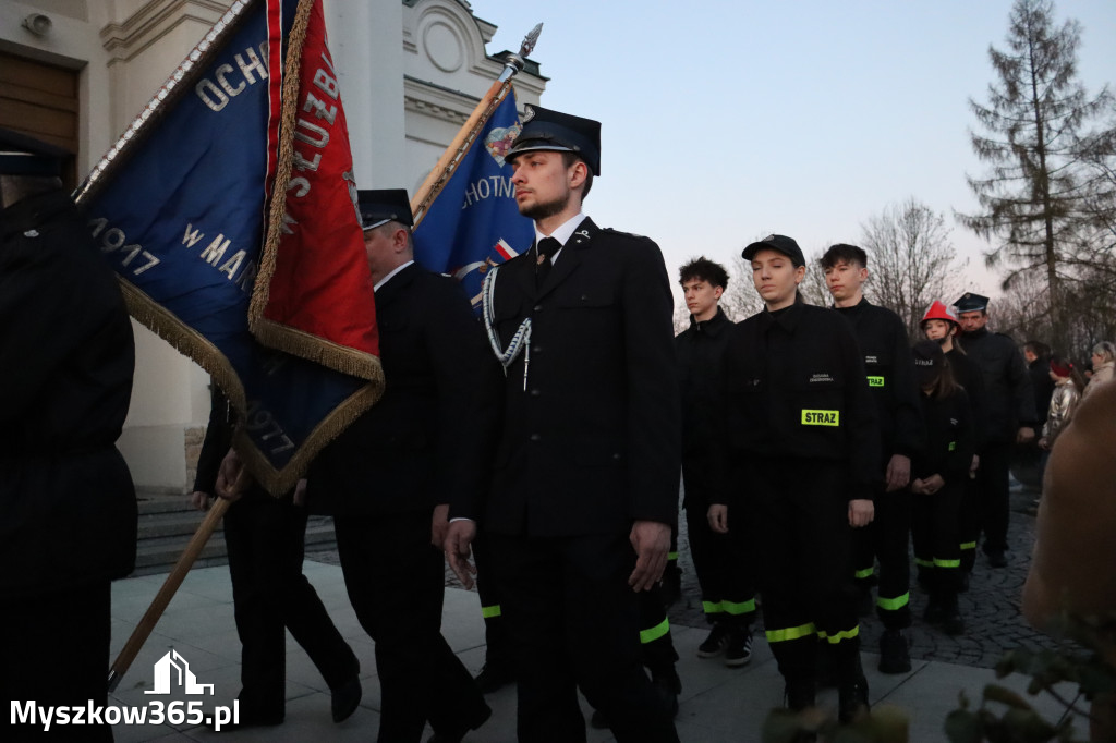 Fotorelacja I: Msza Rezurekcyjna w Koziegłówkach - Wielkanoc 2026!