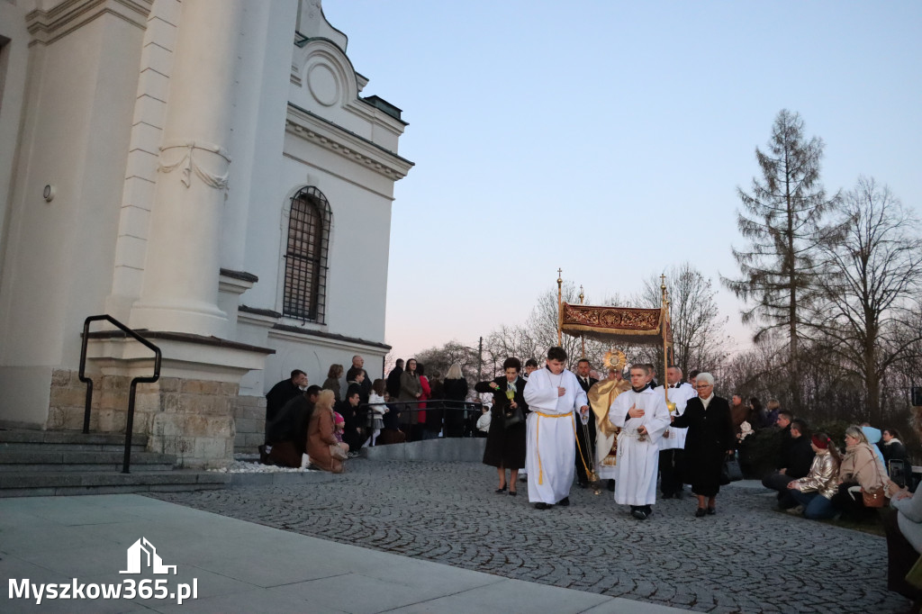 Fotorelacja I: Msza Rezurekcyjna w Koziegłówkach - Wielkanoc 2026!