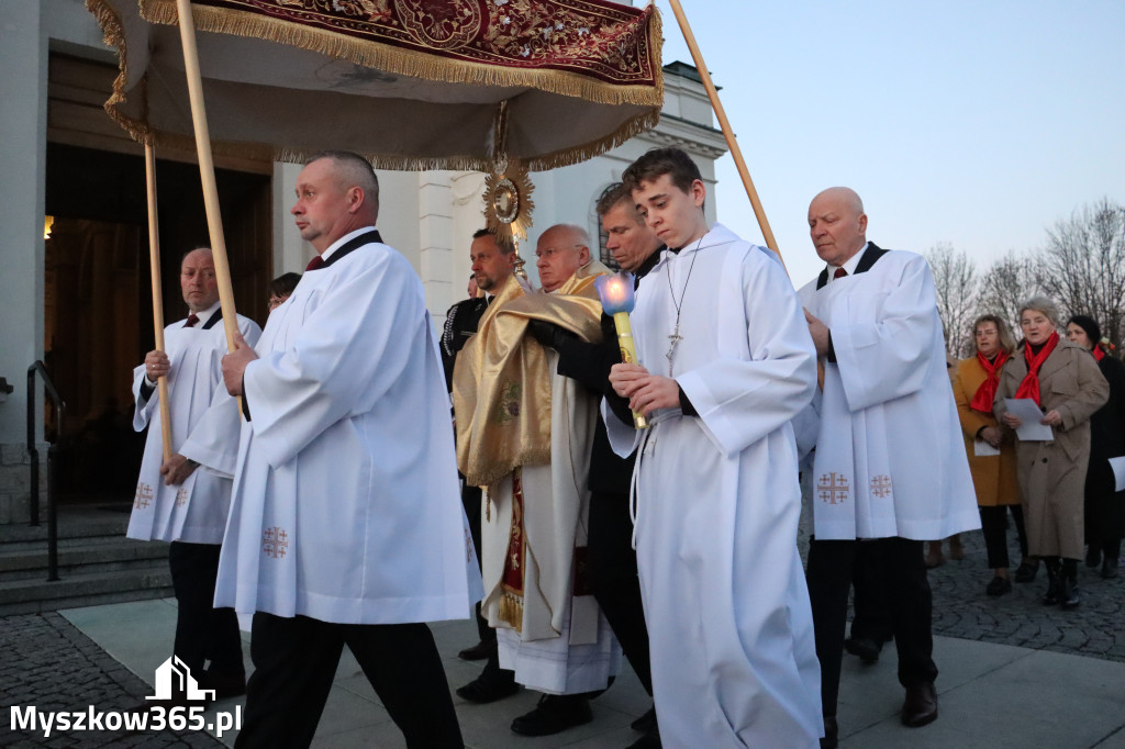 Fotorelacja I: Msza Rezurekcyjna w Koziegłówkach - Wielkanoc 2026!