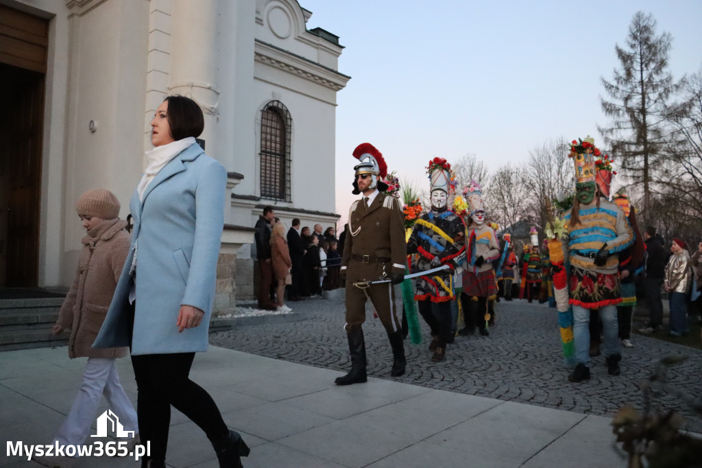Fotorelacja I: Msza Rezurekcyjna w Koziegłówkach - Wielkanoc 2026!