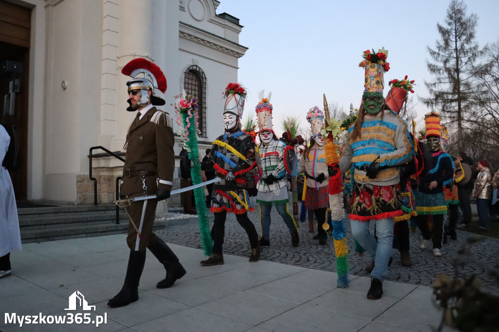 Fotorelacja I: Msza Rezurekcyjna w Koziegłówkach - Wielkanoc 2026!