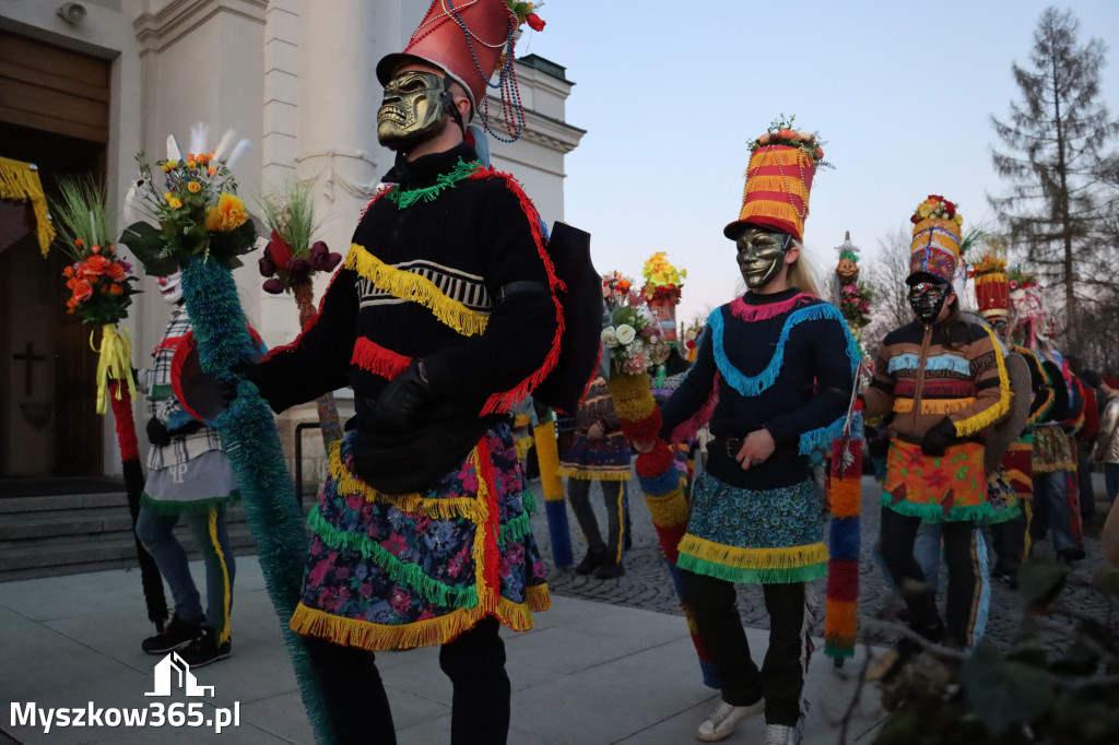 Fotorelacja I: Msza Rezurekcyjna w Koziegłówkach - Wielkanoc 2026!