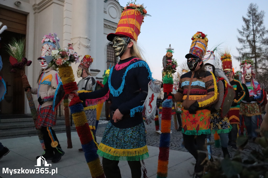 Fotorelacja I: Msza Rezurekcyjna w Koziegłówkach - Wielkanoc 2026!