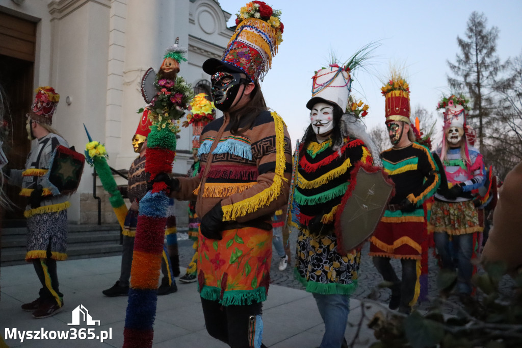 Fotorelacja I: Msza Rezurekcyjna w Koziegłówkach - Wielkanoc 2026!
