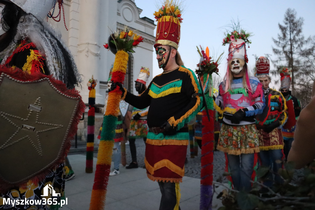 Fotorelacja I: Msza Rezurekcyjna w Koziegłówkach - Wielkanoc 2026!