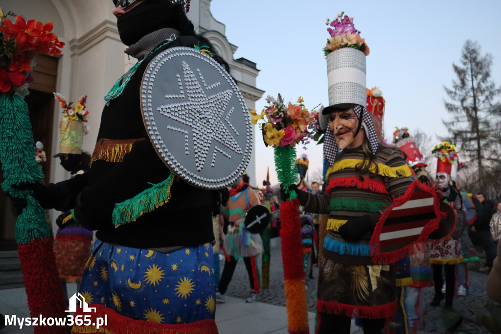 Fotorelacja I: Msza Rezurekcyjna w Koziegłówkach - Wielkanoc 2026!
