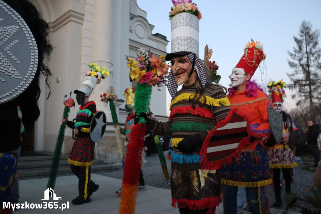Fotorelacja I: Msza Rezurekcyjna w Koziegłówkach - Wielkanoc 2026!