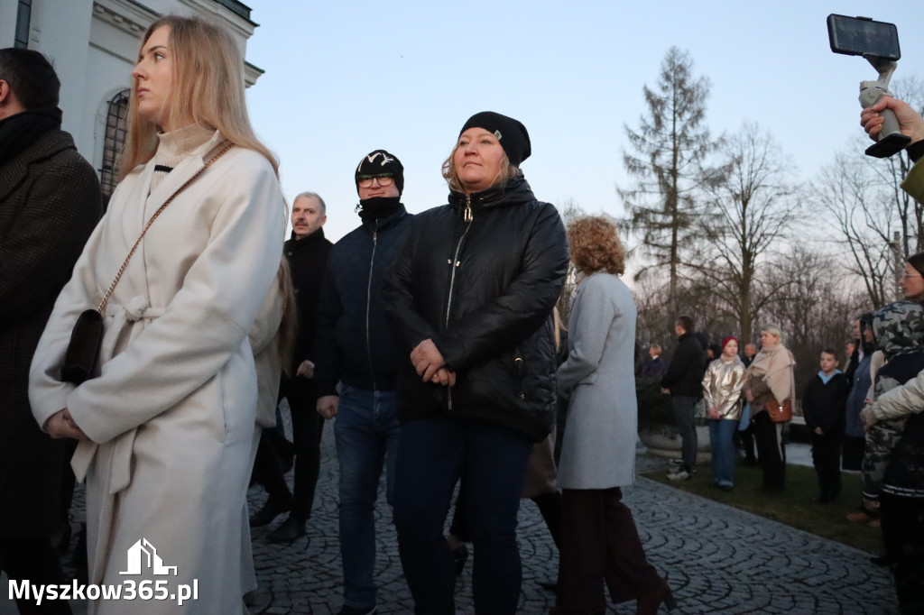 Fotorelacja I: Msza Rezurekcyjna w Koziegłówkach - Wielkanoc 2026!