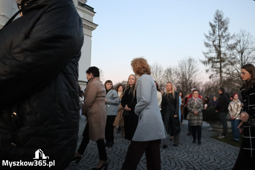 Fotorelacja I: Msza Rezurekcyjna w Koziegłówkach - Wielkanoc 2026!