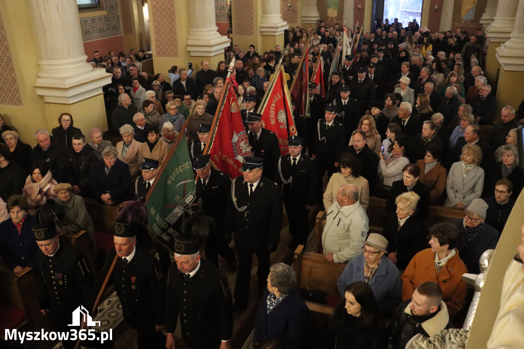 Fotorelacja II: Msza Rezurekcyjna w Koziegłówkach - Wielkanoc 2026!