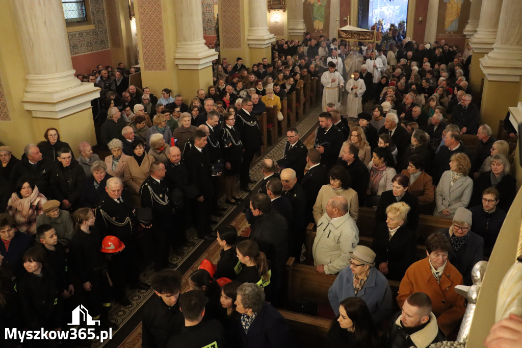 Fotorelacja II: Msza Rezurekcyjna w Koziegłówkach - Wielkanoc 2026!