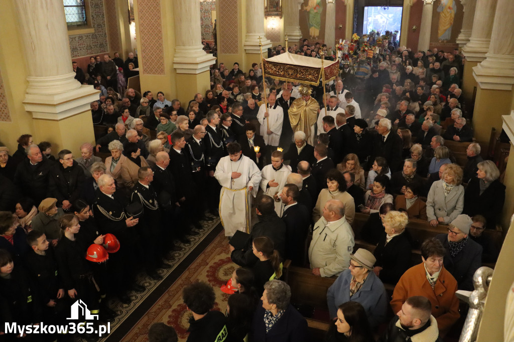 Fotorelacja II: Msza Rezurekcyjna w Koziegłówkach - Wielkanoc 2026!