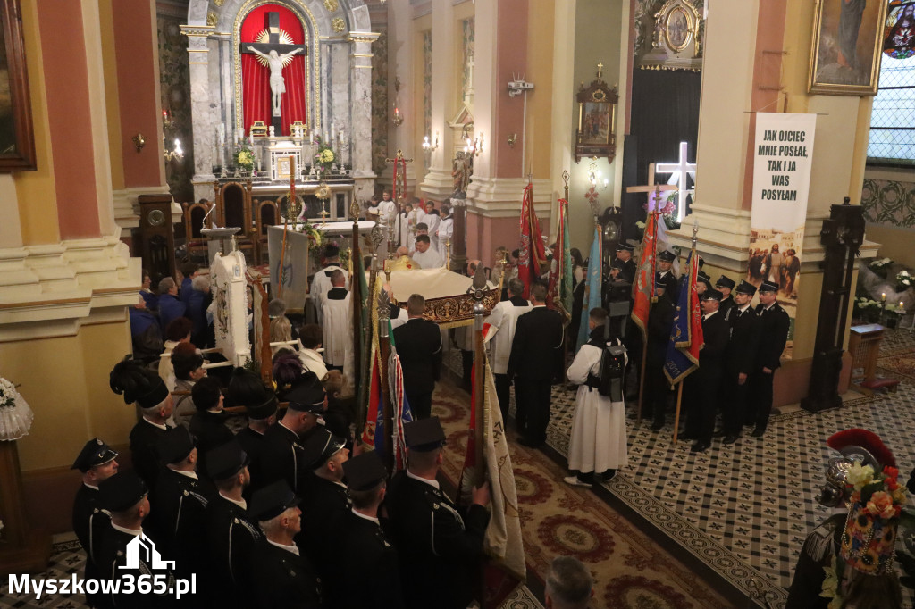 Fotorelacja II: Msza Rezurekcyjna w Koziegłówkach - Wielkanoc 2026!