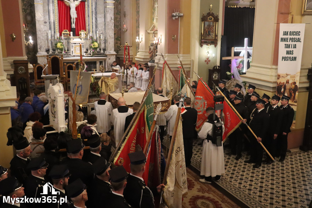 Fotorelacja II: Msza Rezurekcyjna w Koziegłówkach - Wielkanoc 2026!