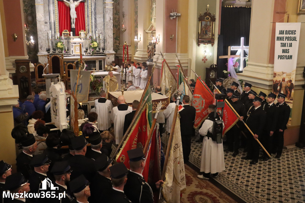 Fotorelacja II: Msza Rezurekcyjna w Koziegłówkach - Wielkanoc 2026!