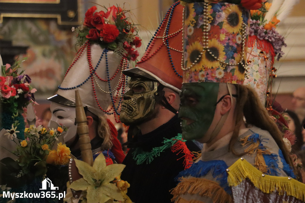 Fotorelacja II: Msza Rezurekcyjna w Koziegłówkach - Wielkanoc 2026!