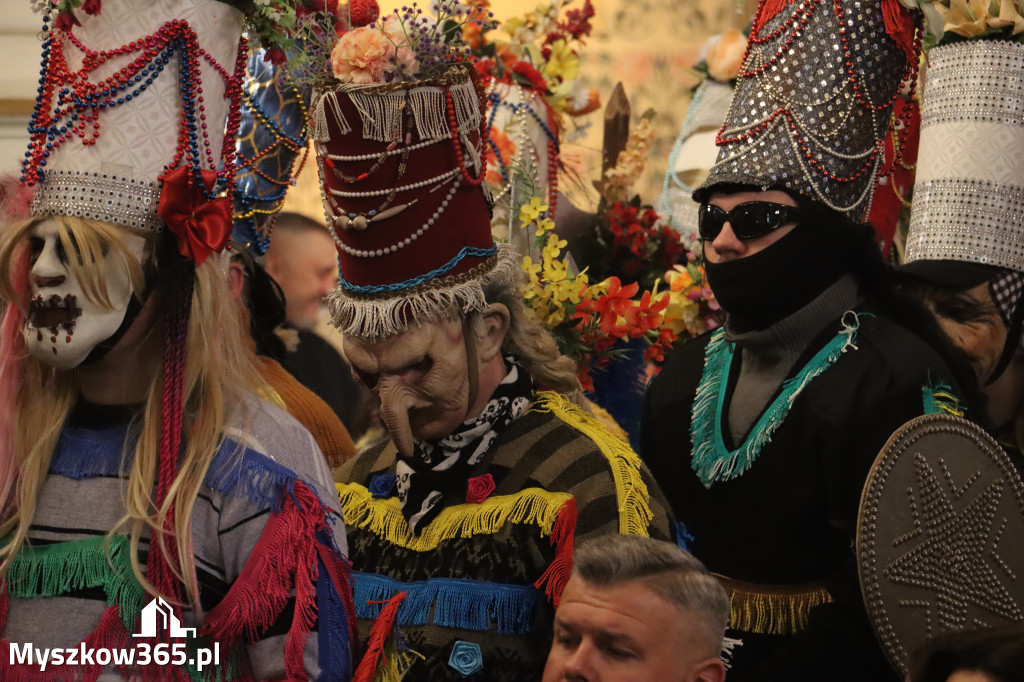 Fotorelacja II: Msza Rezurekcyjna w Koziegłówkach - Wielkanoc 2026!