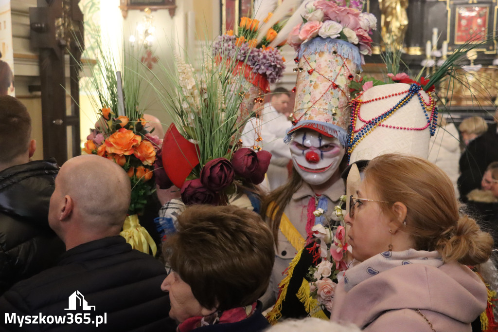 Fotorelacja II: Msza Rezurekcyjna w Koziegłówkach - Wielkanoc 2026!
