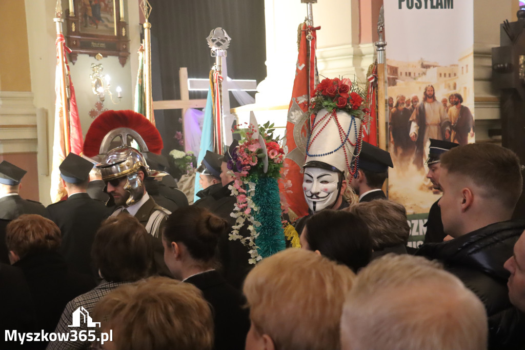 Fotorelacja II: Msza Rezurekcyjna w Koziegłówkach - Wielkanoc 2026!