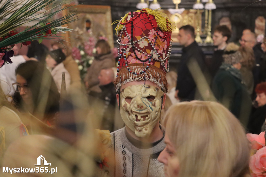 Fotorelacja II: Msza Rezurekcyjna w Koziegłówkach - Wielkanoc 2026!