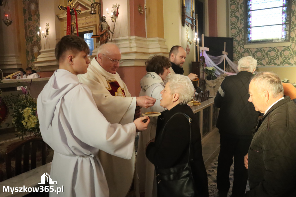Fotorelacja II: Msza Rezurekcyjna w Koziegłówkach - Wielkanoc 2026!