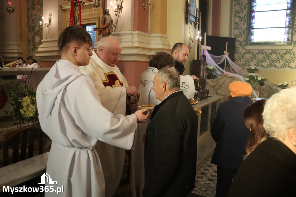 Fotorelacja II: Msza Rezurekcyjna w Koziegłówkach - Wielkanoc 2026!