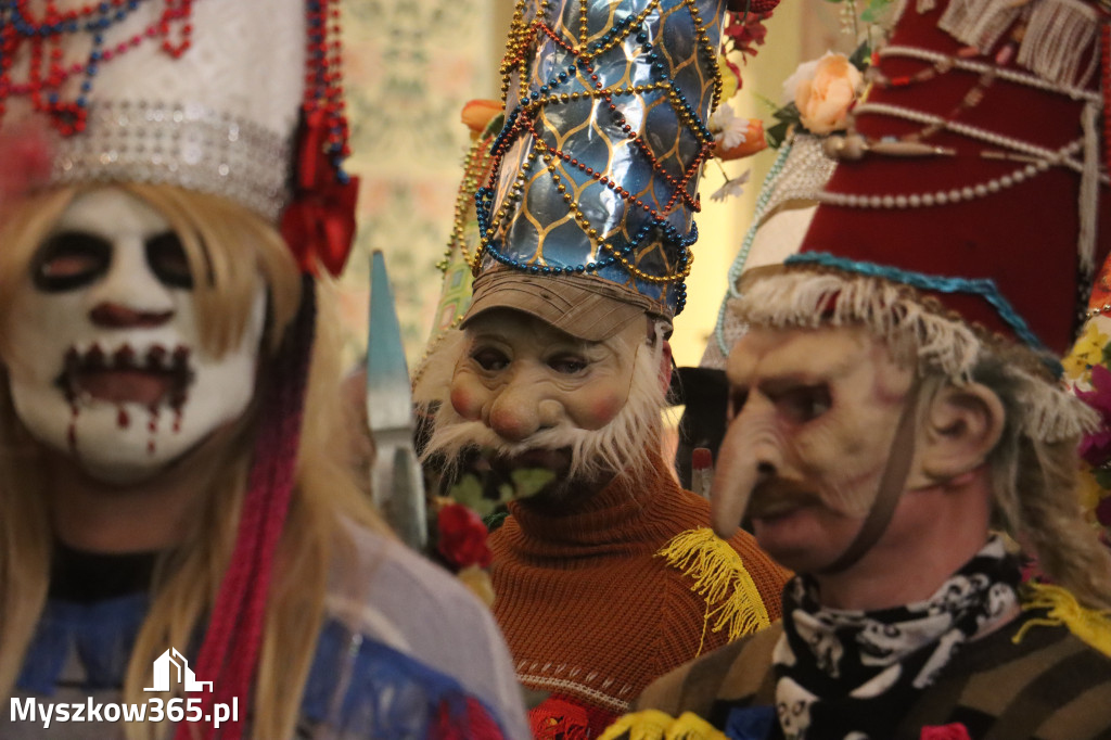 Fotorelacja II: Msza Rezurekcyjna w Koziegłówkach - Wielkanoc 2026!