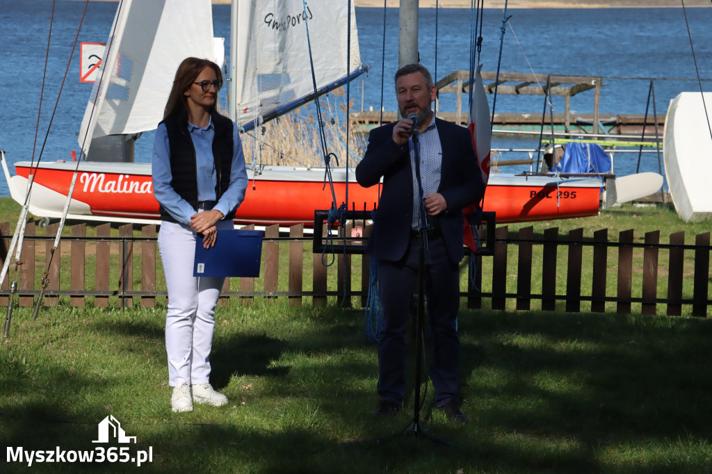 Fotorelacja: Uroczyste podniesienie Bandery PZŻ - otwarcie sezonu żeglarskiego 2026 w Poraju