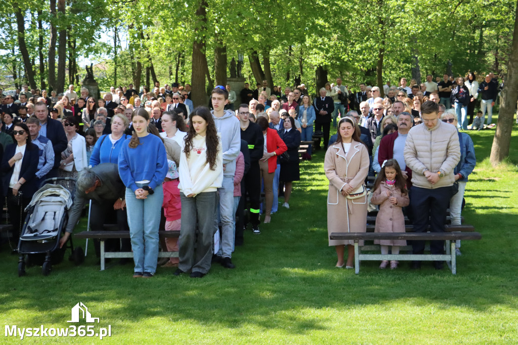 Fotorelacja I: XXVI Pielgrzymka Rodzin Strażackich w Leśniowie