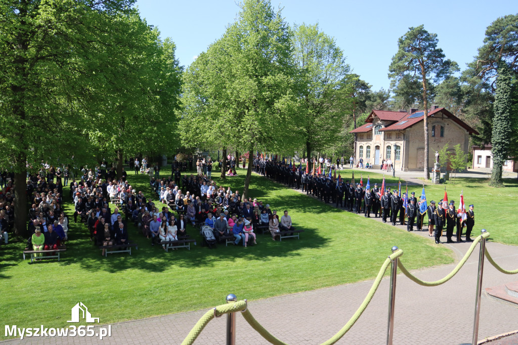 Fotorelacja I: XXVI Pielgrzymka Rodzin Strażackich w Leśniowie