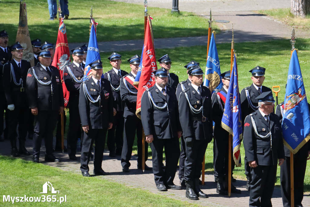 Fotorelacja I: XXVI Pielgrzymka Rodzin Strażackich w Leśniowie