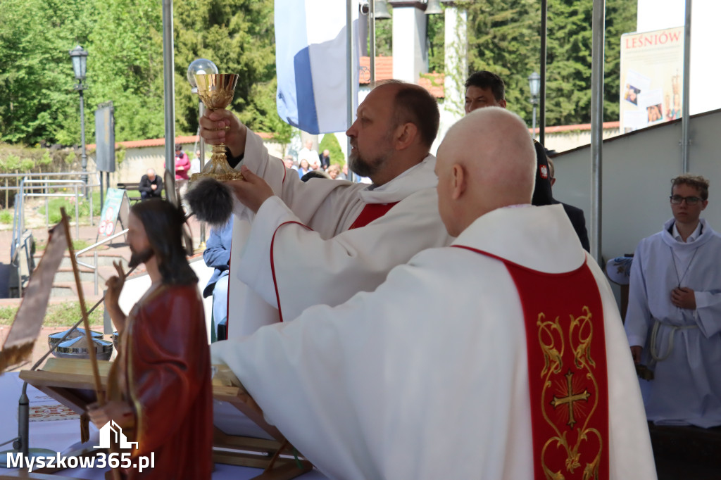 Fotorelacja I: XXVI Pielgrzymka Rodzin Strażackich w Leśniowie
