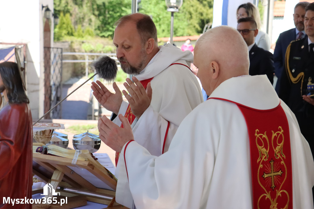 Fotorelacja I: XXVI Pielgrzymka Rodzin Strażackich w Leśniowie