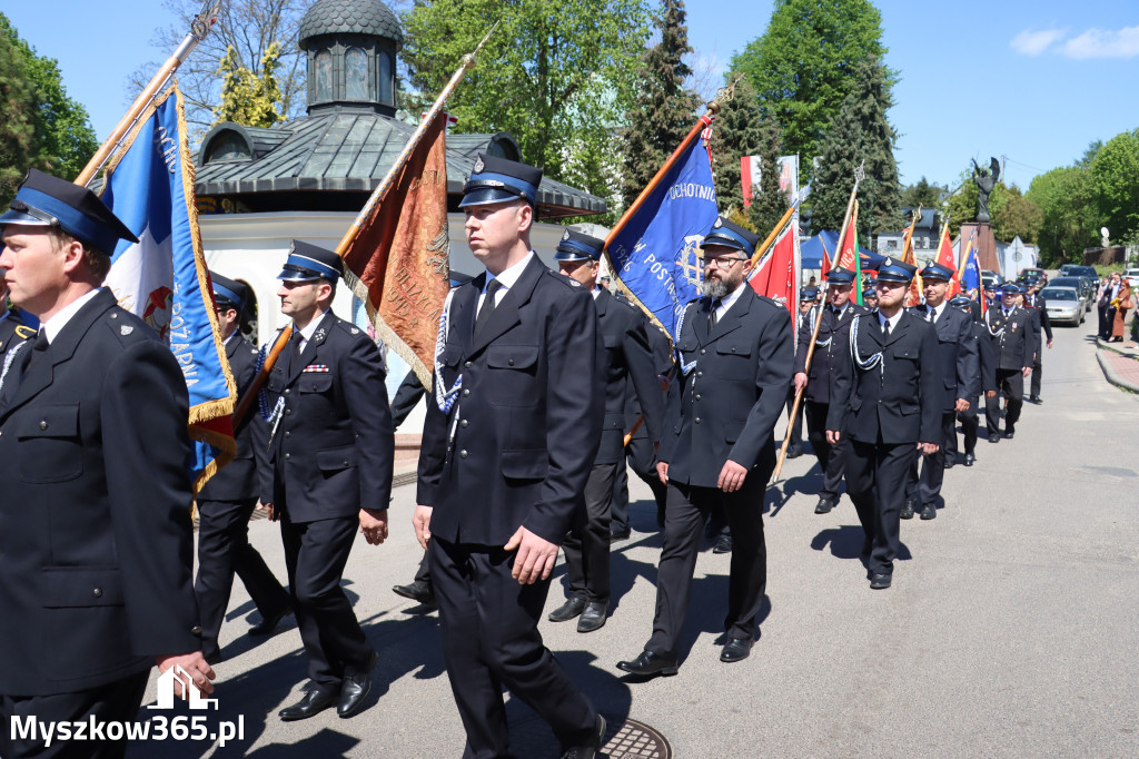 Fotorelacja II: XXVI Pielgrzymka Rodzin Strażackich w Leśniowie
