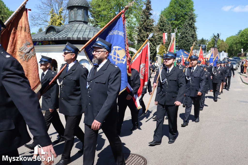Fotorelacja II: XXVI Pielgrzymka Rodzin Strażackich w Leśniowie
