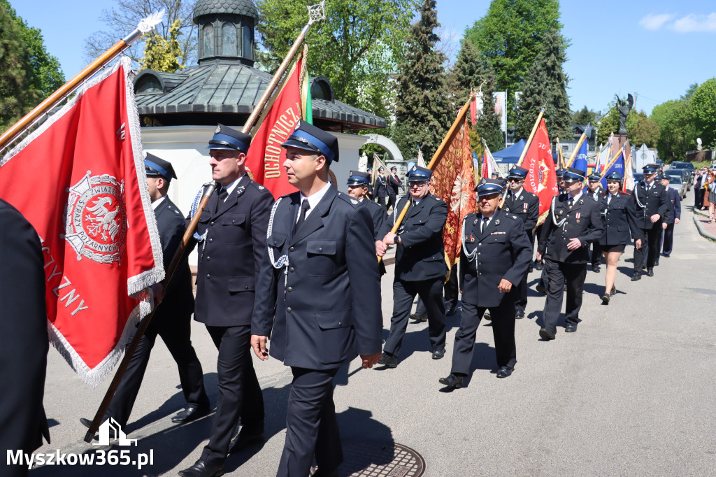 Fotorelacja II: XXVI Pielgrzymka Rodzin Strażackich w Leśniowie