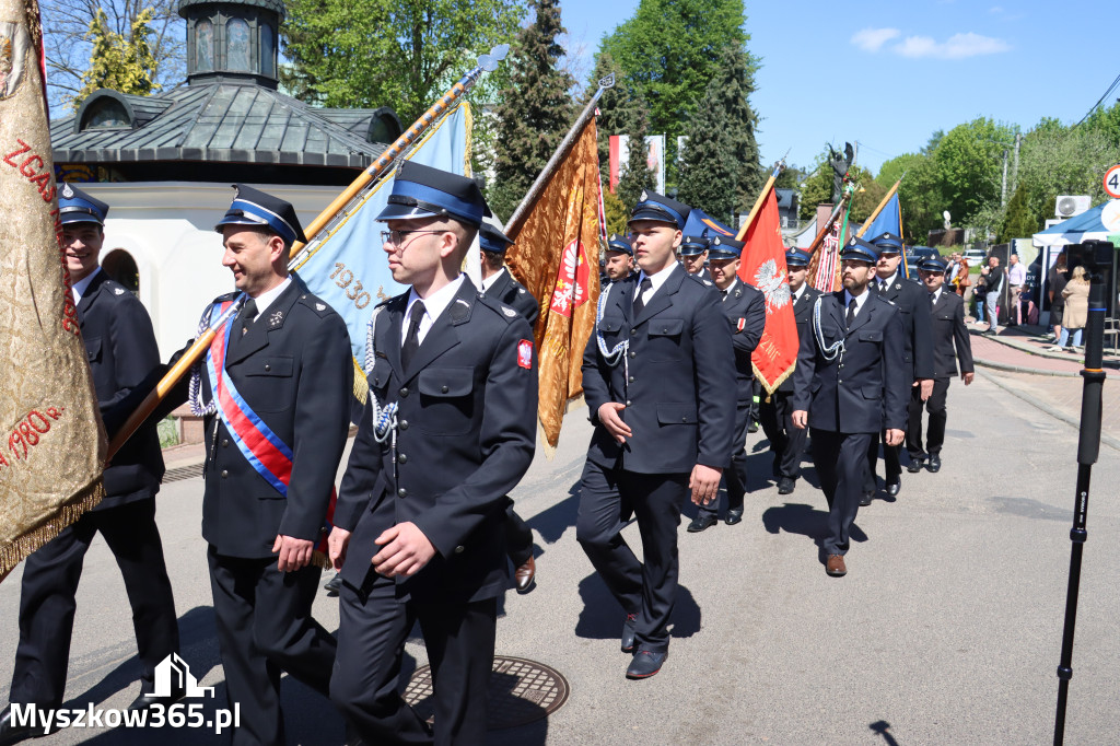 Fotorelacja II: XXVI Pielgrzymka Rodzin Strażackich w Leśniowie