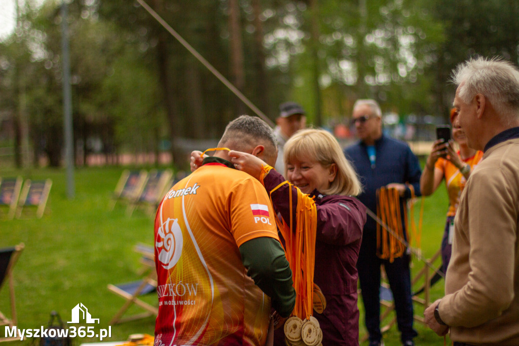 Fotorelacja: VIII Familijny Biegu z Książką w Myszkowie OCZYTANI BIEGACZE