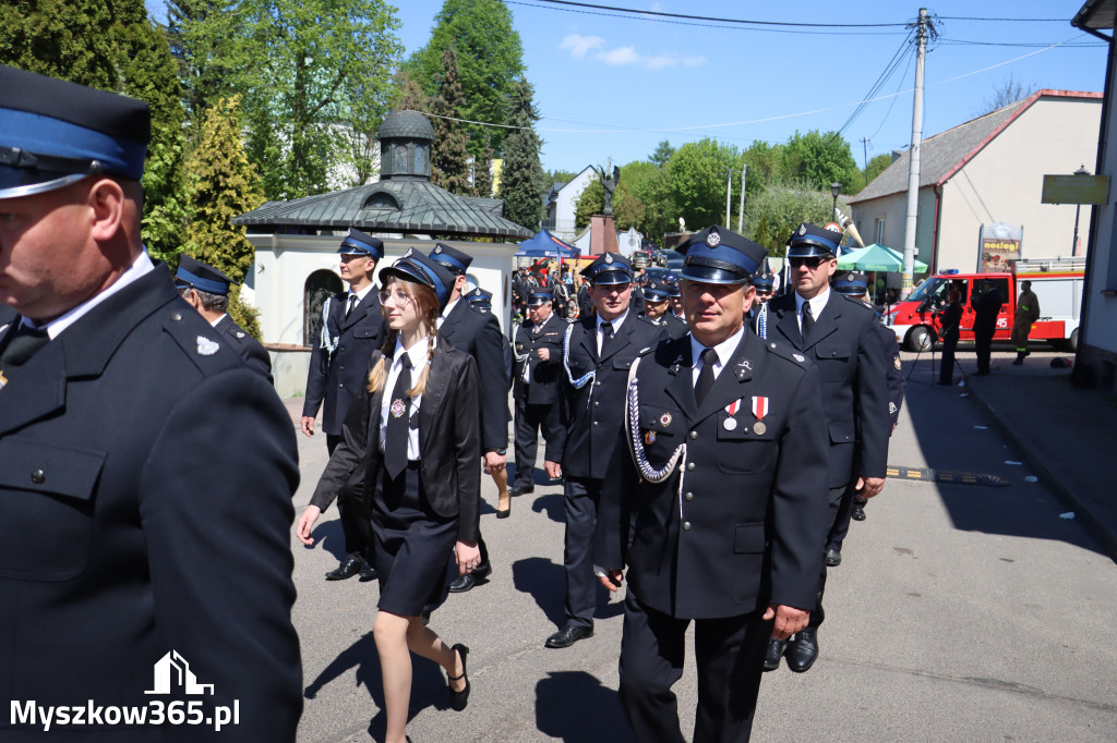 Fotorelacja II: XXVI Pielgrzymka Rodzin Strażackich w Leśniowie