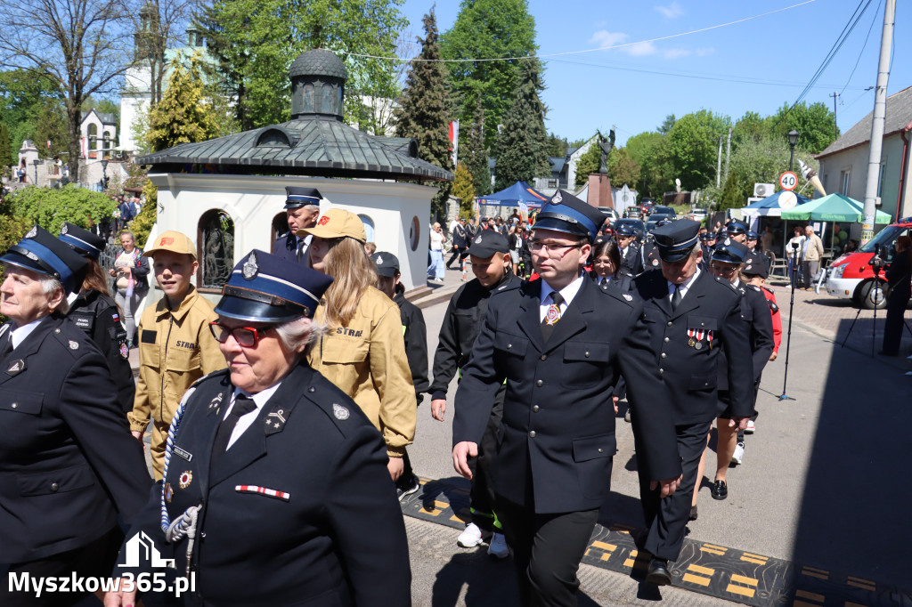 Fotorelacja II: XXVI Pielgrzymka Rodzin Strażackich w Leśniowie
