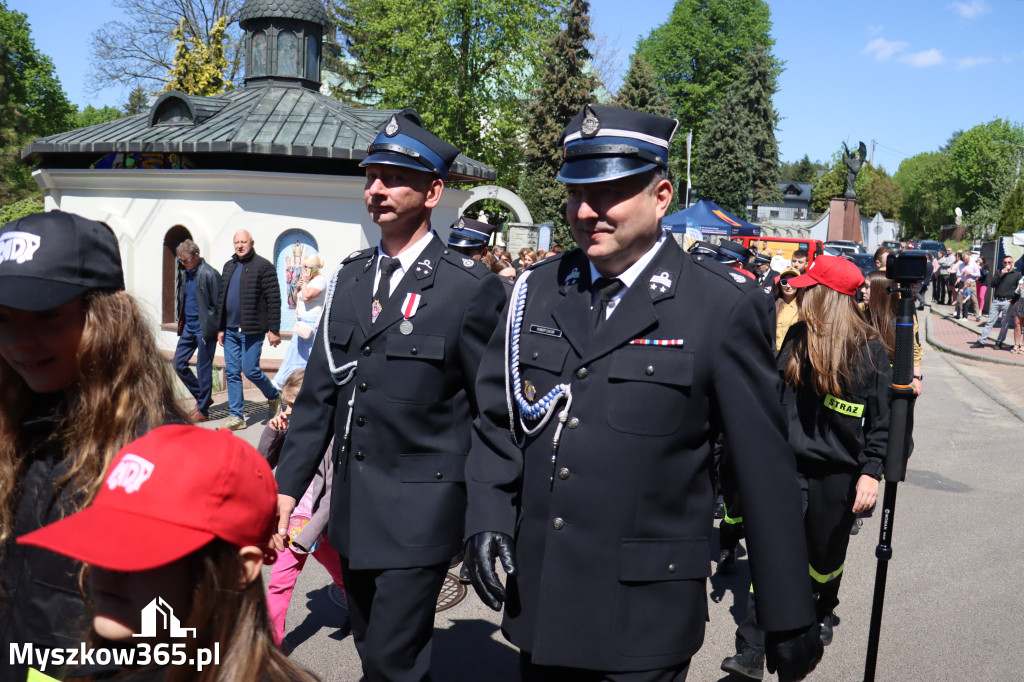 Fotorelacja II: XXVI Pielgrzymka Rodzin Strażackich w Leśniowie