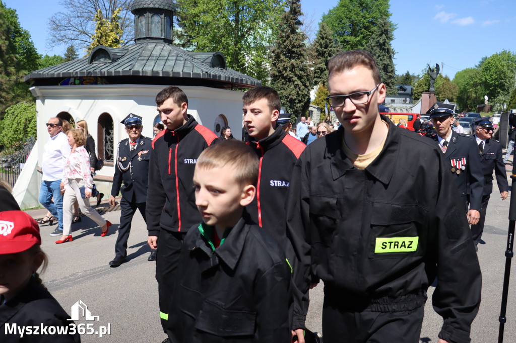 Fotorelacja II: XXVI Pielgrzymka Rodzin Strażackich w Leśniowie