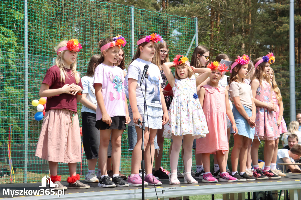 Fotorelacja: FESTYN RODZINNY zorganizowany przez Szkołę Podstawową w Żarkach Letnisku