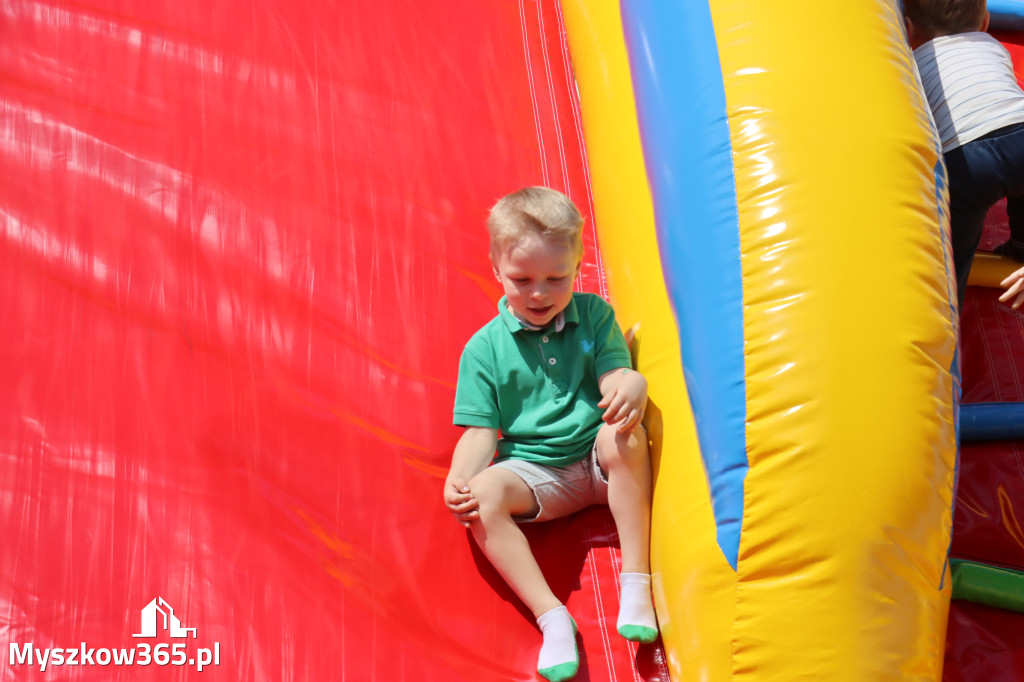 Fotorelacja: FESTYN RODZINNY zorganizowany przez Szkołę Podstawową w Żarkach Letnisku