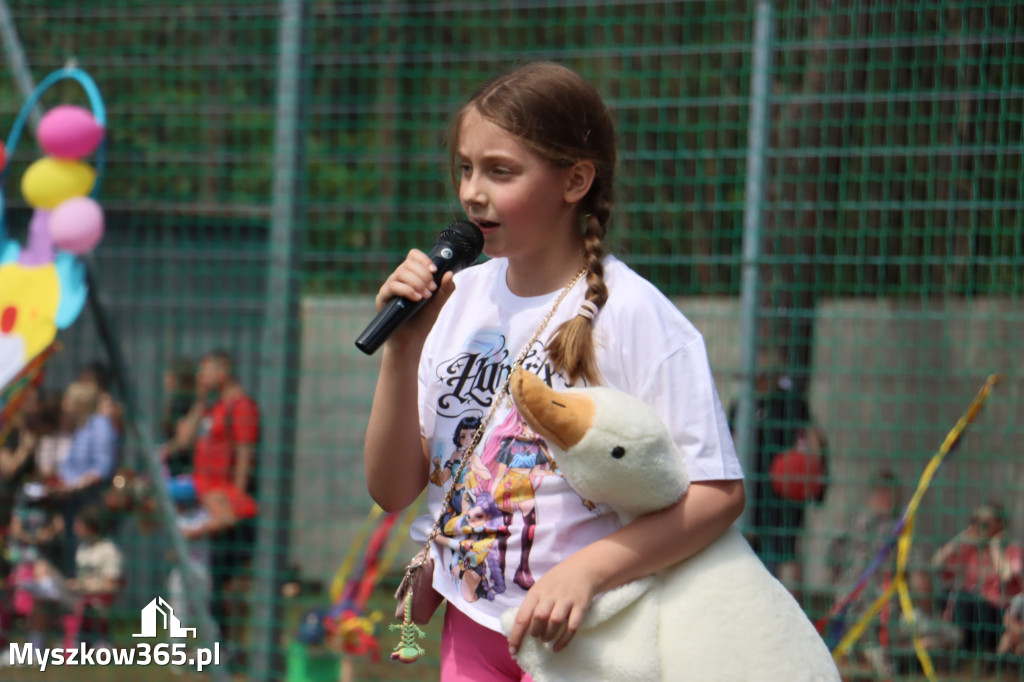 Fotorelacja: FESTYN RODZINNY zorganizowany przez Szkołę Podstawową w Żarkach Letnisku