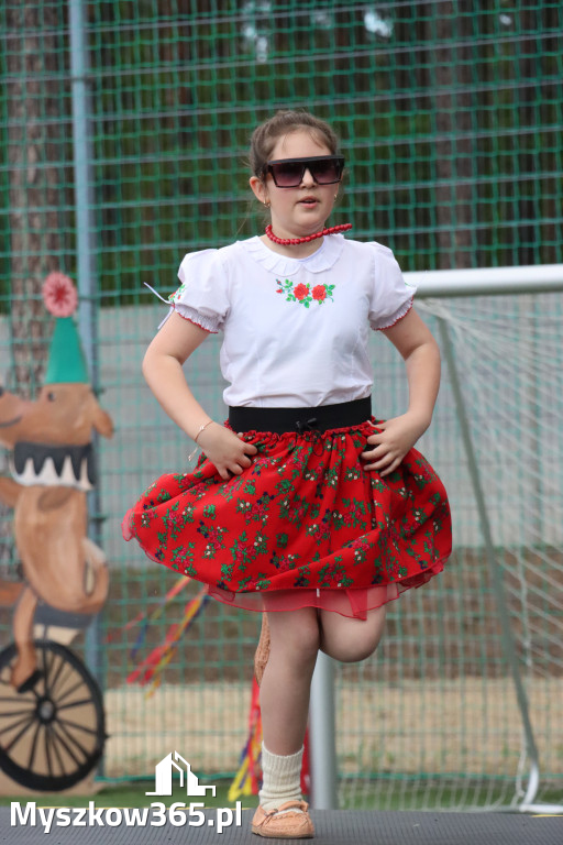 Fotorelacja: FESTYN RODZINNY zorganizowany przez Szkołę Podstawową w Żarkach Letnisku