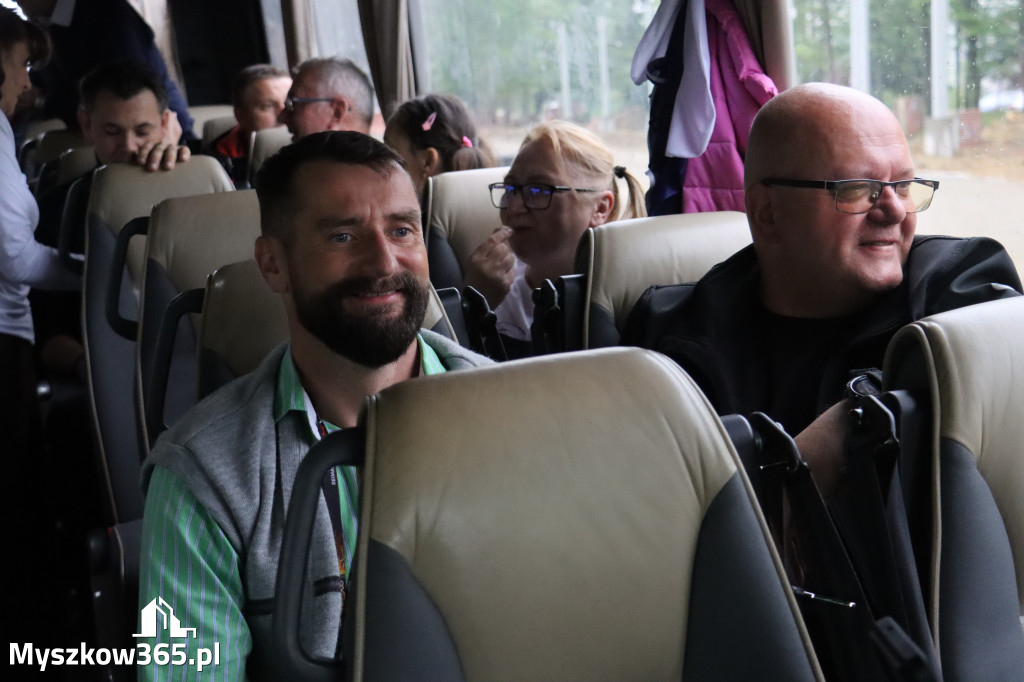 Fotorelacja: Wycieczka do Szczawnicy - Przedstawienie charytatywne 2026 w Myszkowie