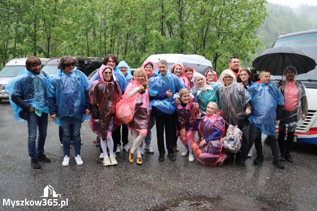 Fotorelacja: Wycieczka do Szczawnicy - Przedstawienie charytatywne 2026 w Myszkowie
